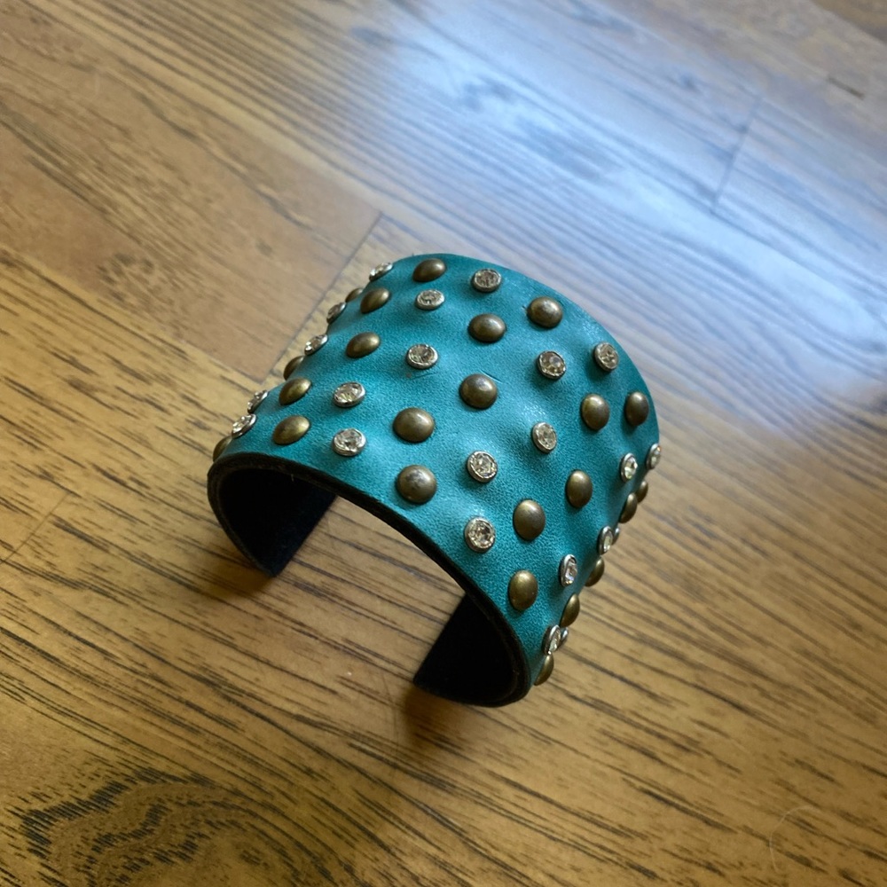 Leather Cuff with Rhinestones - Picture 5 of 5